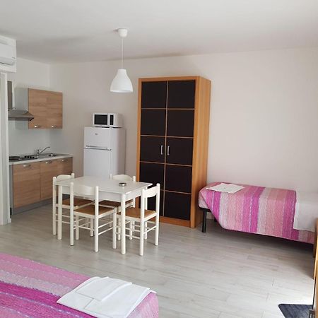 לידו אדריאנו Duna Camere Con Bagno מראה חיצוני תמונה